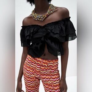 Zara Ruffled Off Shoulder Black Crop Top Size Medium Festival Casual Summer